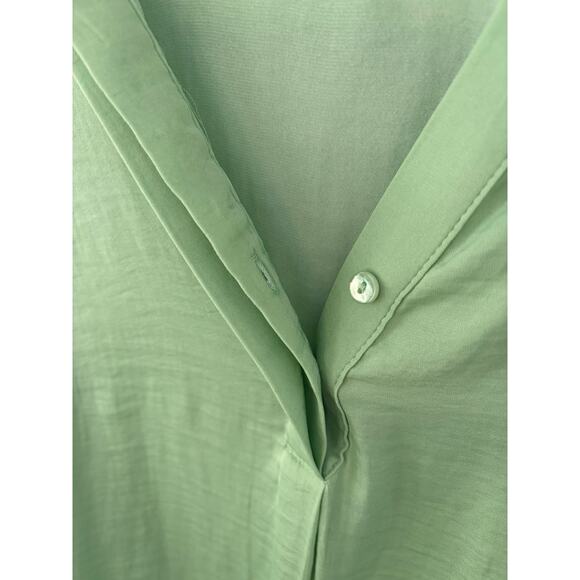 Maison d’Amélie Paris Green Blouse XS | Flowy V-Neck Top - Picture 4 of 7